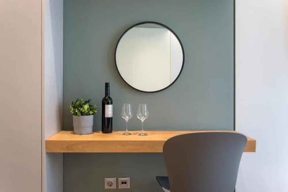 Athena Urban Retreat Apartment - photo 7