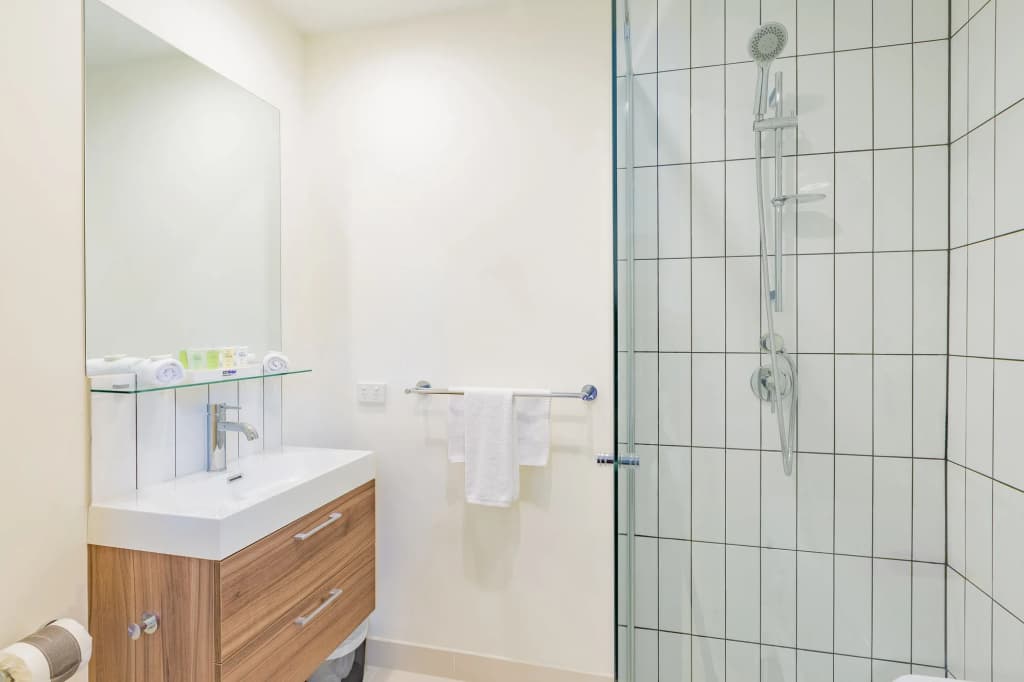 Comfort Apartments Box Hill - photo 11
