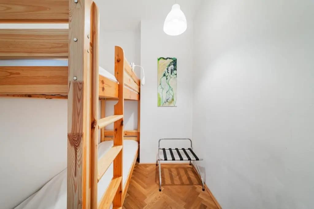 15 C&J's apartment - photo 12