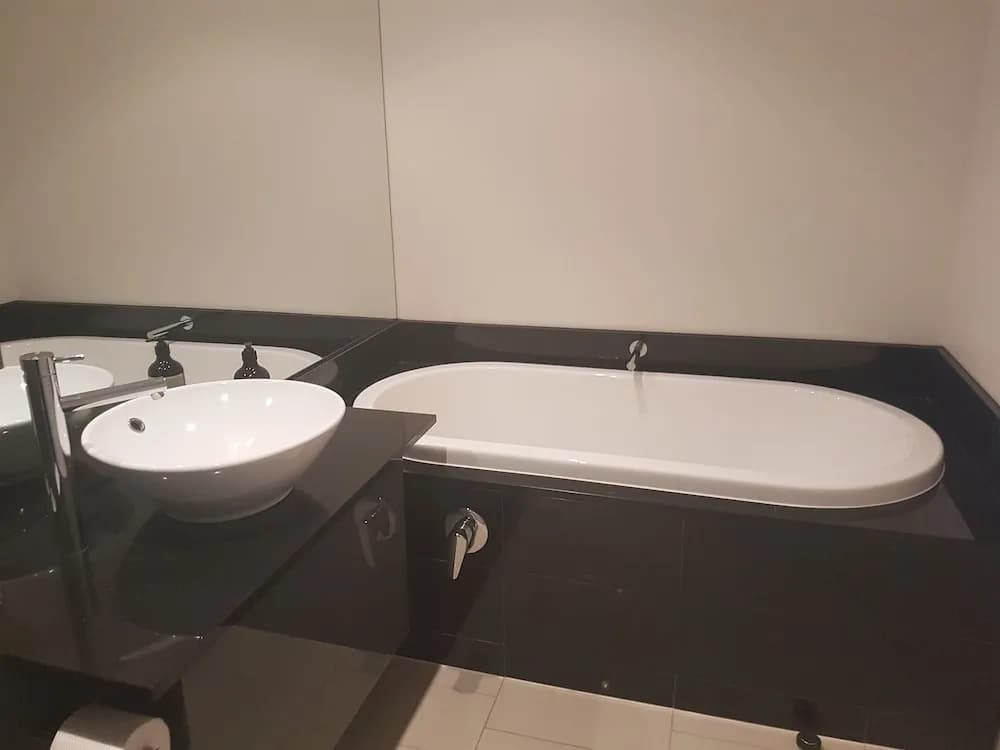 Xanadu Apartments - photo 6