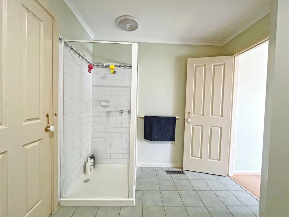 Ringwood 2BR Home - photo 24