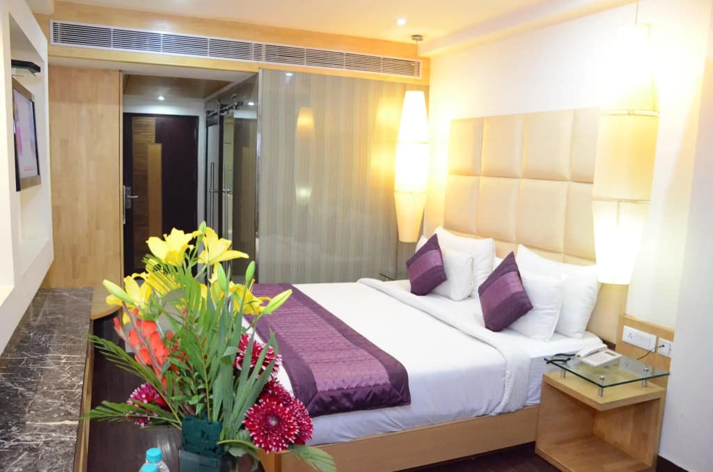 Airport Hotel Grand Delhi - main photo
