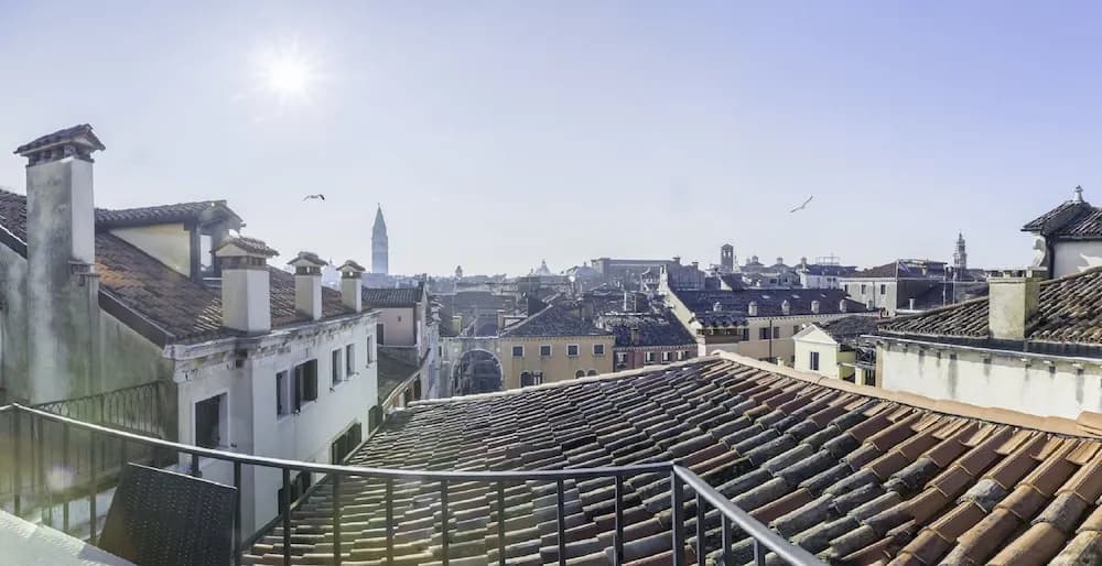 San Marco Deluxe Canal View Balcony by Wonderful Italy - photo 5