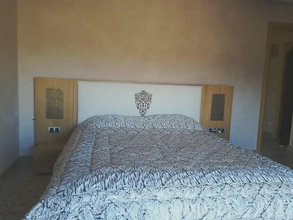 Villa With 3 Bedrooms in Marrakesh, With Wonderful Mountain View, Private Pool, Enclosed Garden - 30 km From the Slopes - photo 2