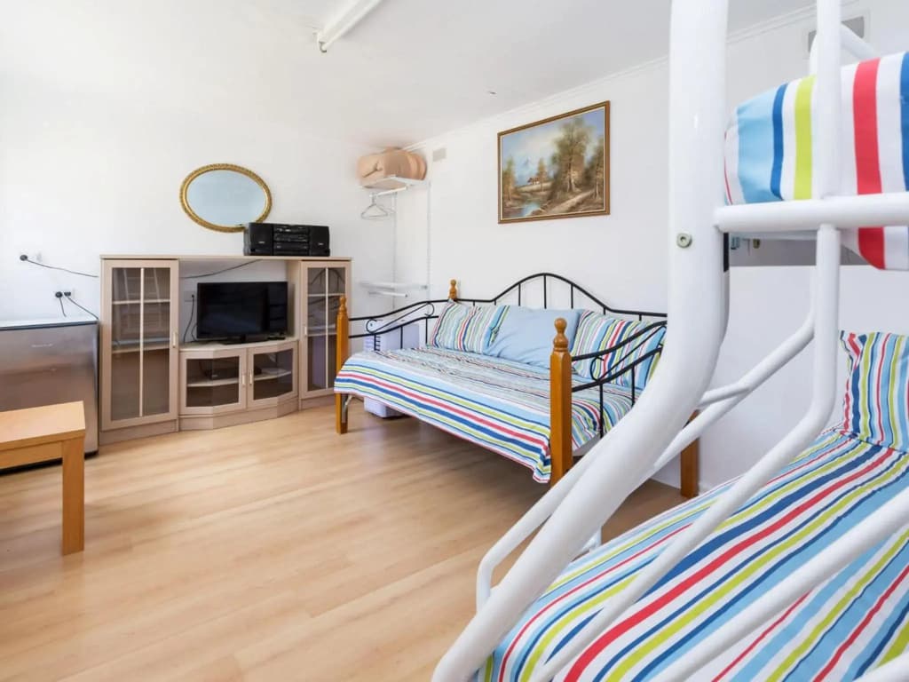 Renovated Beach Beauty - Rosebud - photo 4