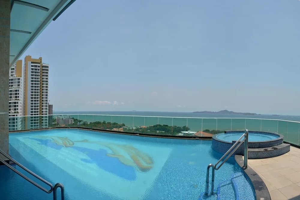 Cosy Beach View Condominium - photo 8