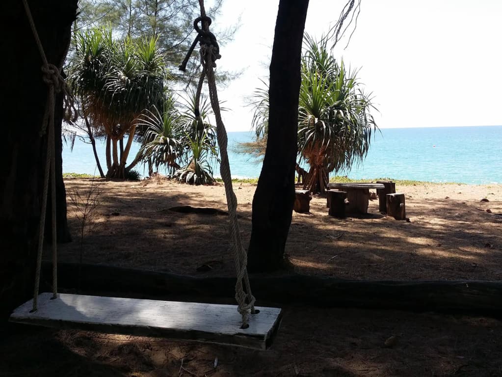Maikhao Beach Bungalows - photo 3