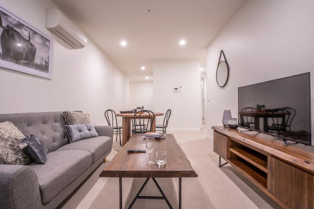 Poplar Apartments - photo 15