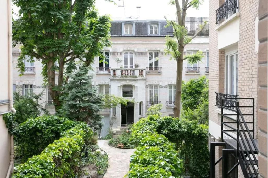 Hotel Montparnasse Alesia - photo 1