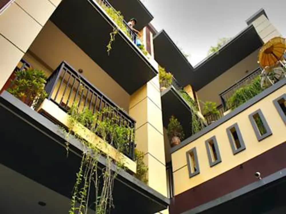 La Mulya Legian Hotel - photo 2