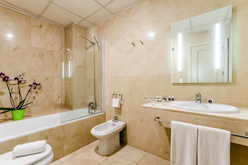 Hotel Exe Suites 33 - photo 8
