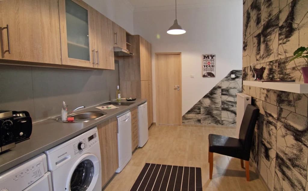 ABT Apartments Karoly - photo 10