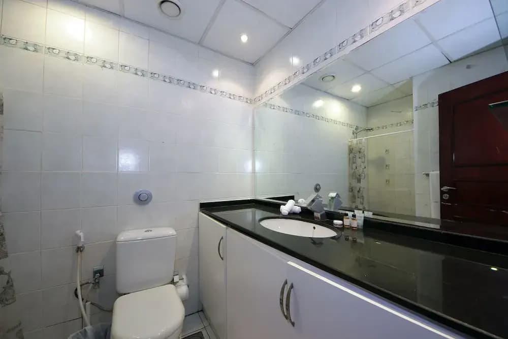 Signature Holiday Homes- Marina Studio - photo 6
