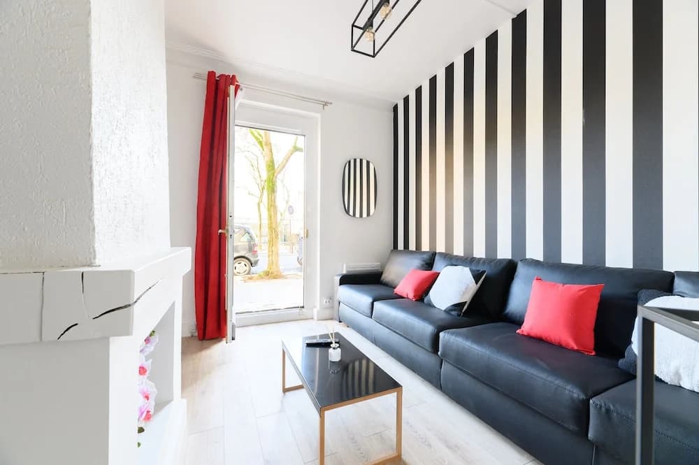 Daumier - New 2 Bdrs Flat near la Seine - photo 7