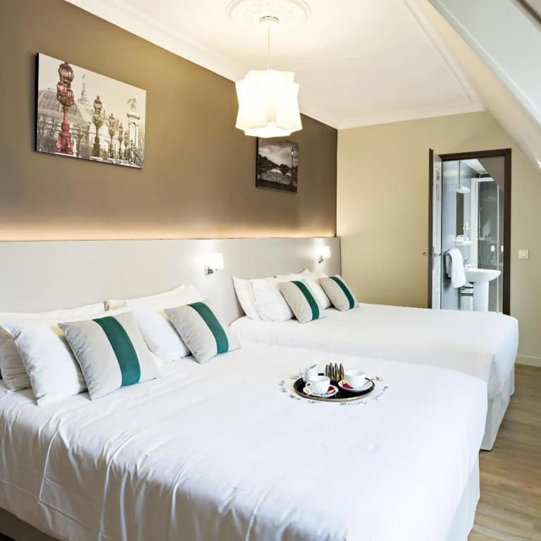 Modern Hotel - photo 25