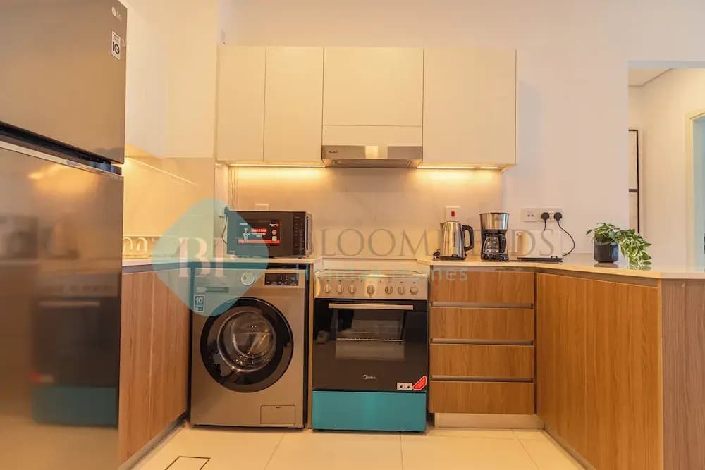 Bloomfields Modern 1BR in Thalassa - photo 3