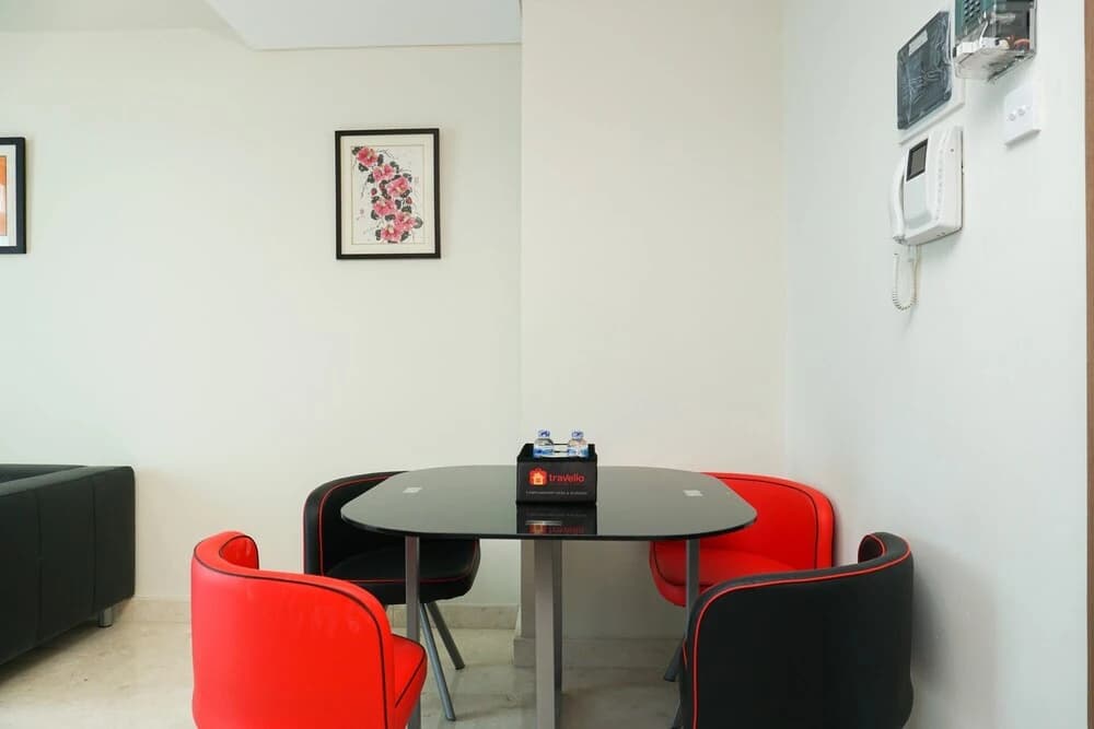 Comfortable 2br Puri Orchard Apartment - photo 10