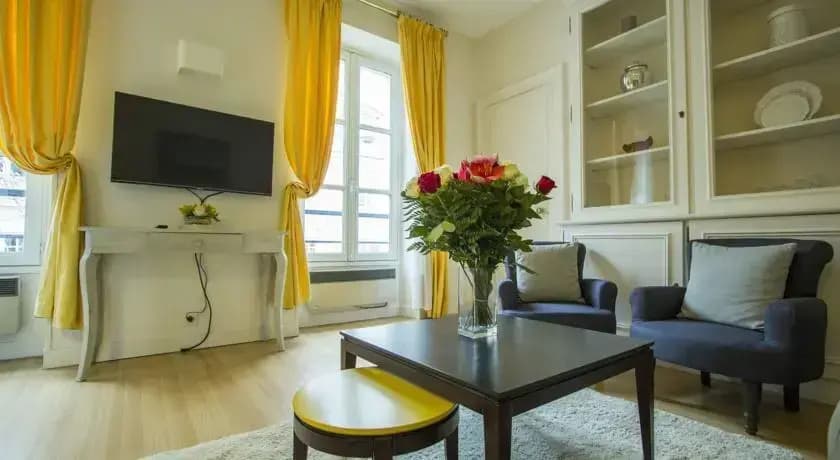 Louvre  Bed And Breakfast - photo 9