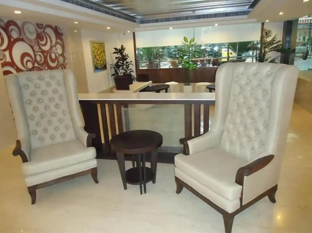 Almondz Hotel - photo 2