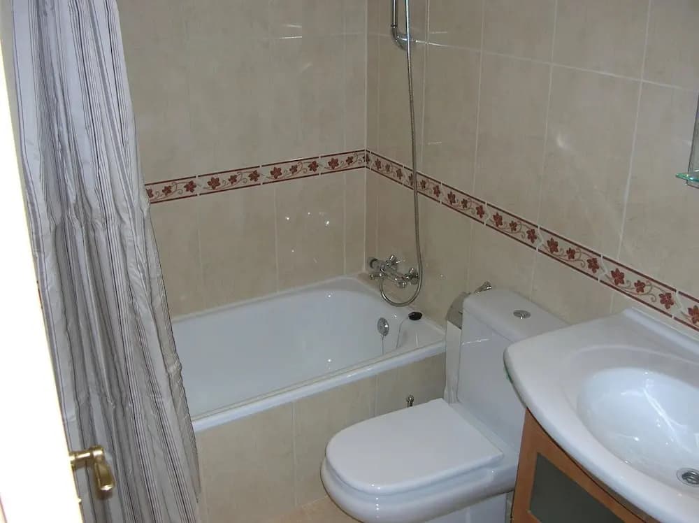 Apartamentos Barajas - photo 8