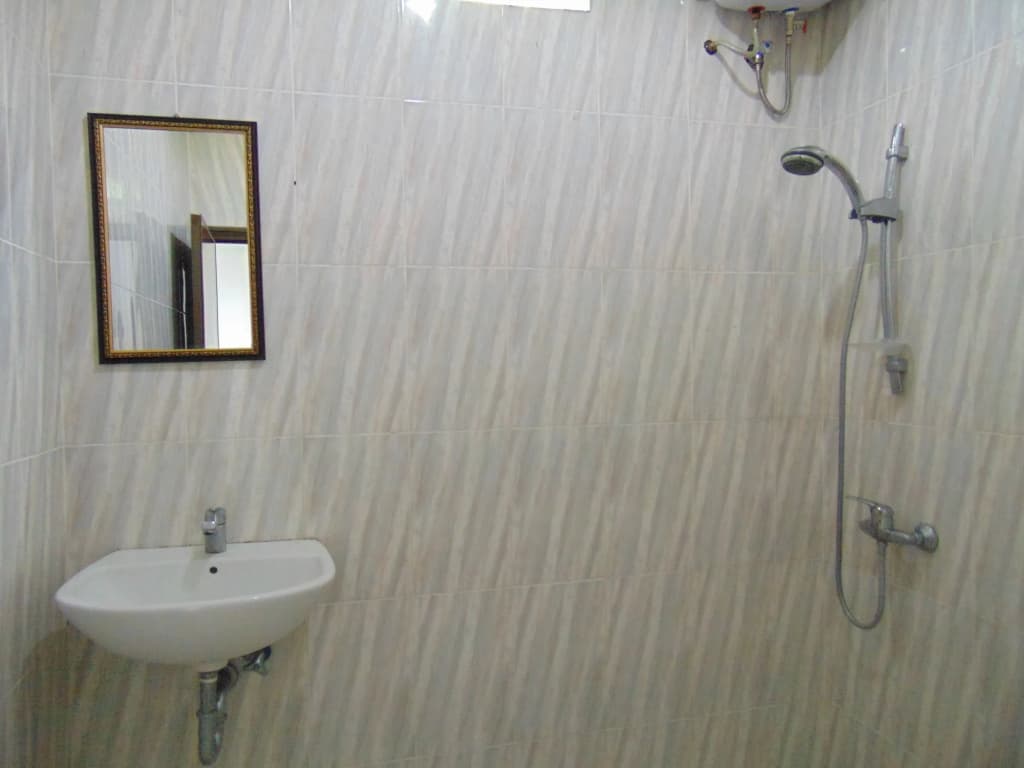 Baik Baik Homestay - photo 7