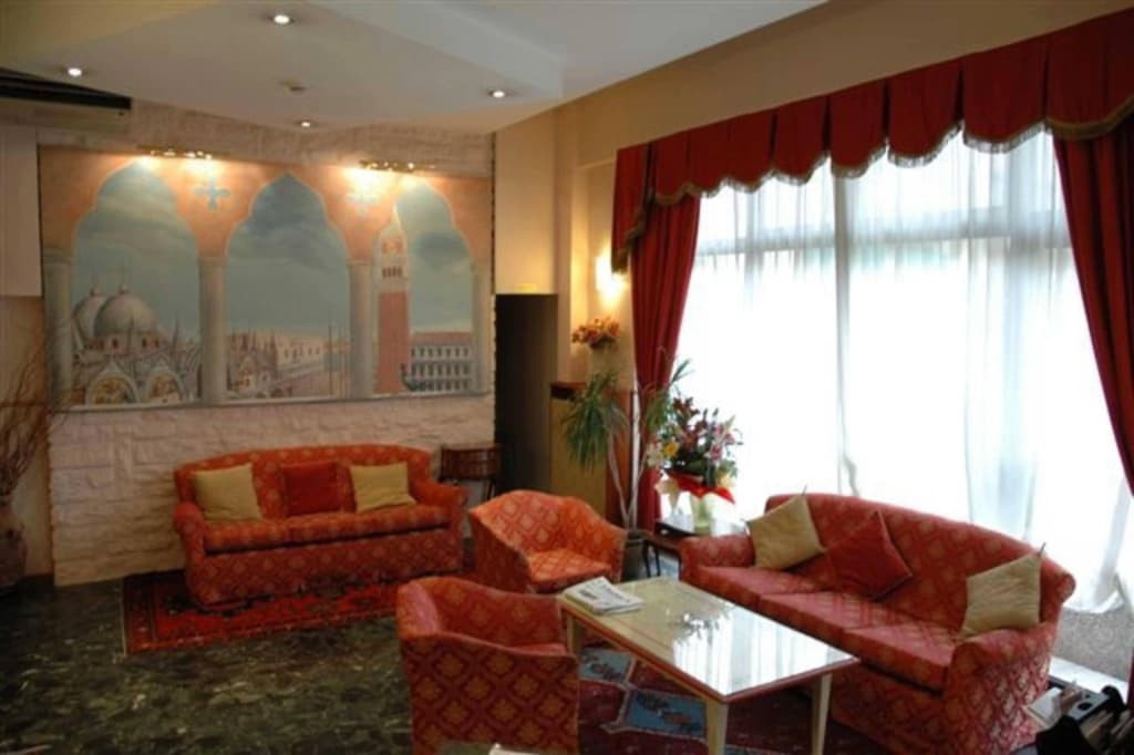 Hotel Ariston - photo 2