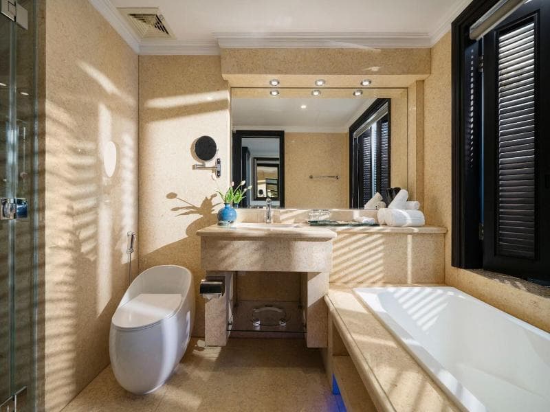 V-Hotel Da Nang Beach - photo 24