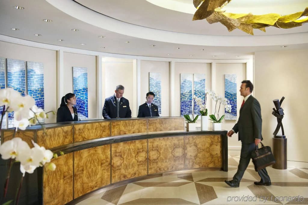 Four Seasons Hotel San Francisco at Embarcadero - photo 21