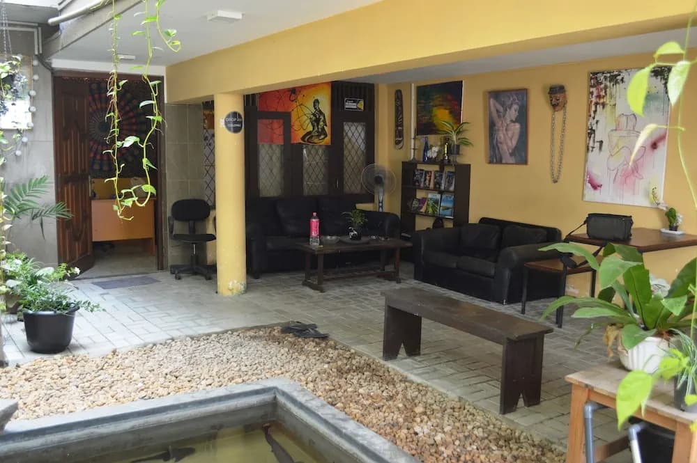 Drop Inn Colombo - main photo