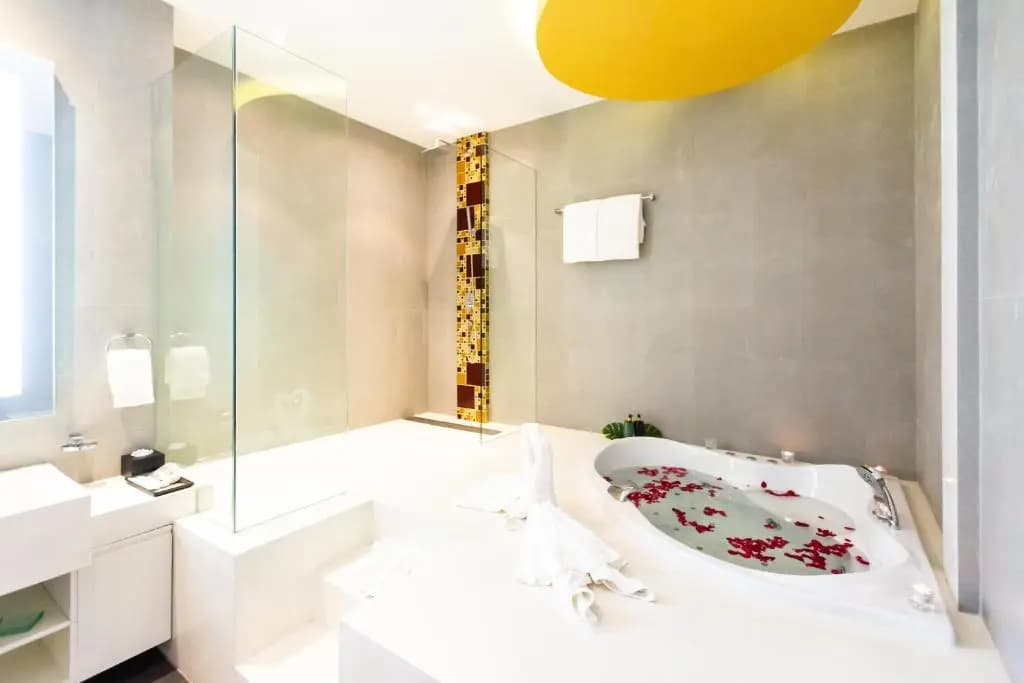 Teetara Villa Patong - photo 8