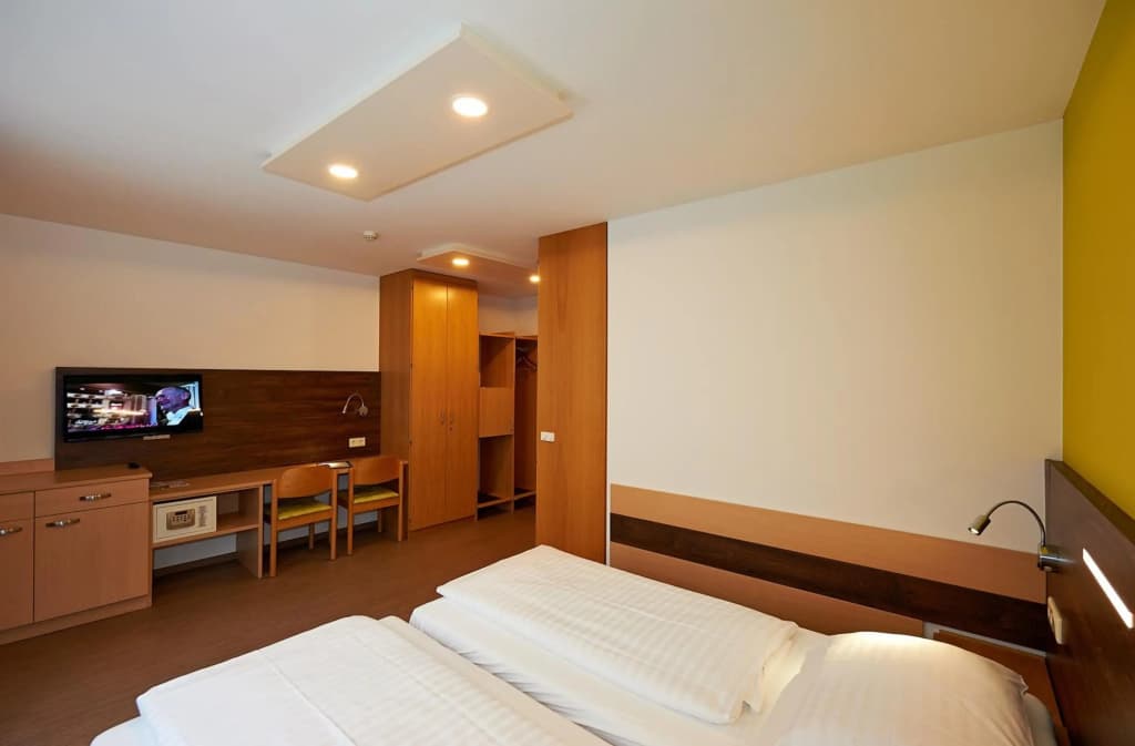 Hotel Kolpinghaus Wien Zentral - photo 35