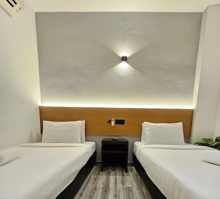 Georgetown Times Inn Hotel - photo 2
