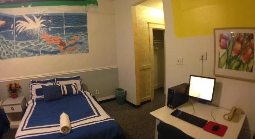 Venice Beach Hostel - photo 4
