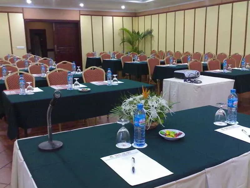 Apsara Holiday Hotel - photo 18