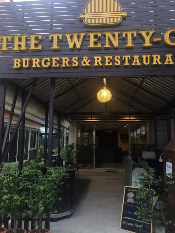 The twenty one burgers - photo 6