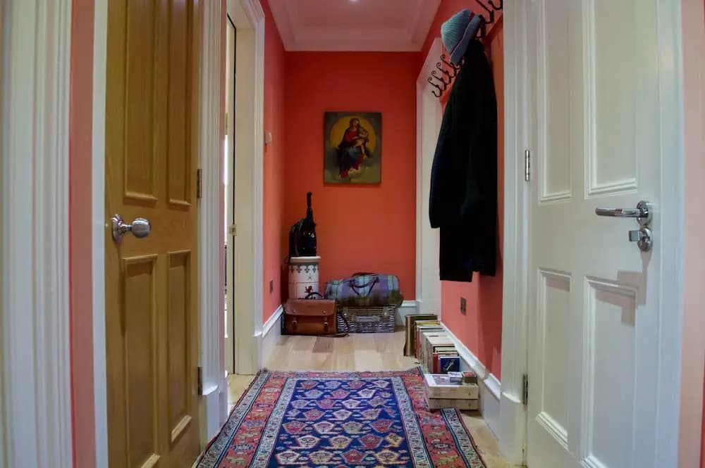 2 Bedroom West End Flat Sleeps 4 - photo 11