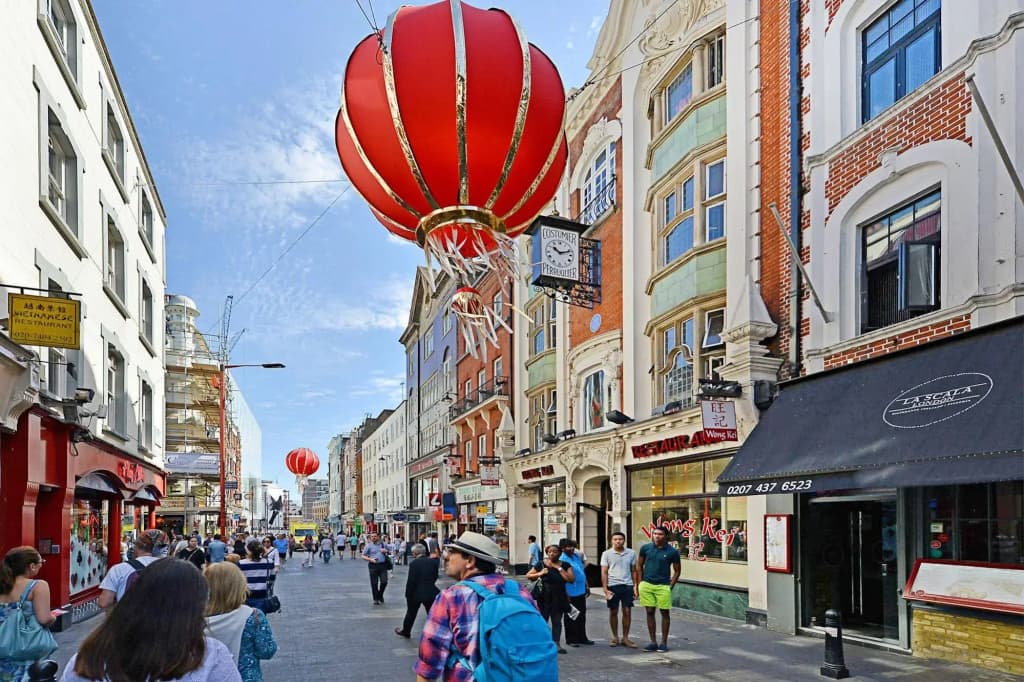 The Leicester Square Collection - photo 15