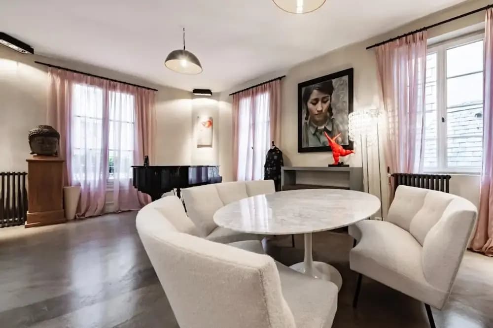 Luxury 5BR House Close to the Arc de Triomphe - photo 2