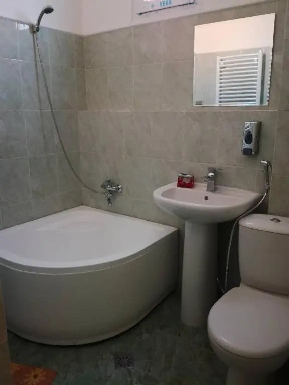 200 metres from Rustaveli avenue - photo 10