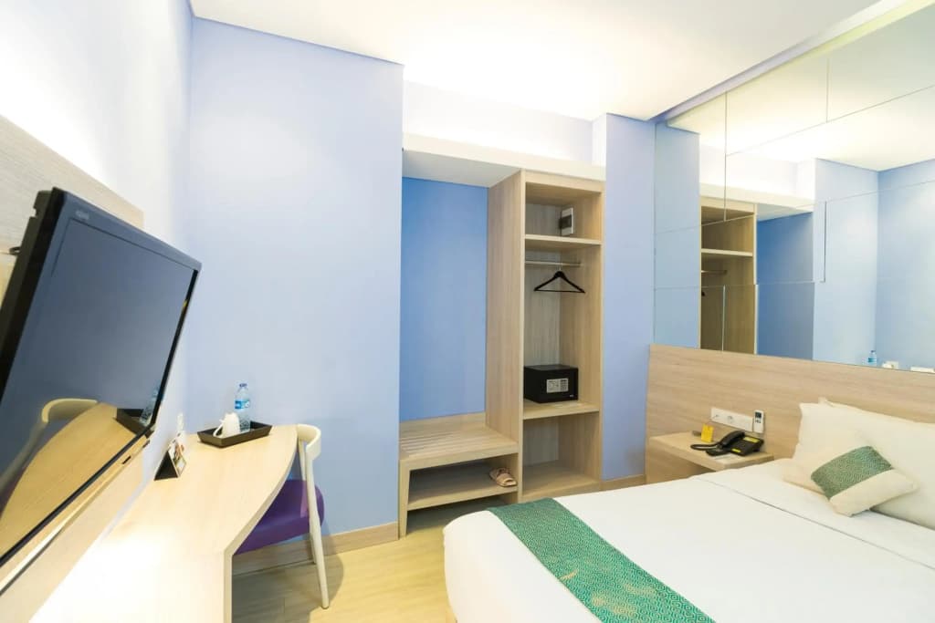 Royal City Hotel - photo 23