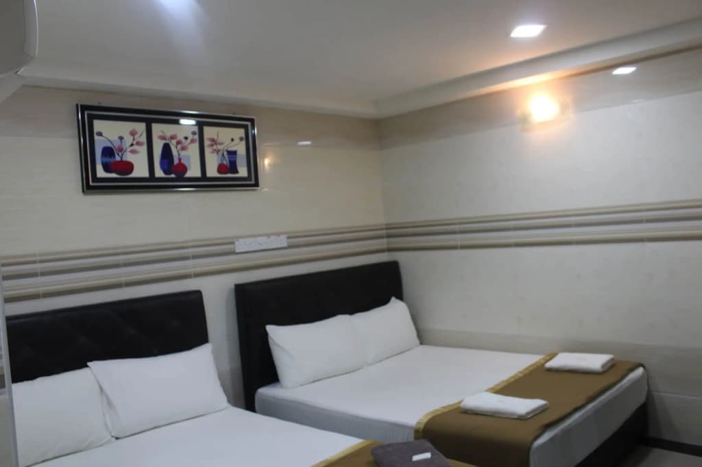 New Wave Hotel Melawati - photo 12