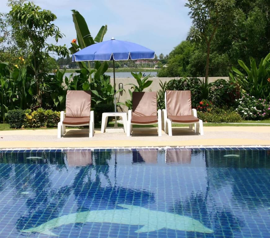 Chaweng Lakeview Condotel - photo 13