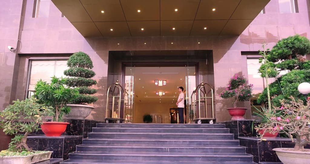 Golden Halong Hotel - photo 13