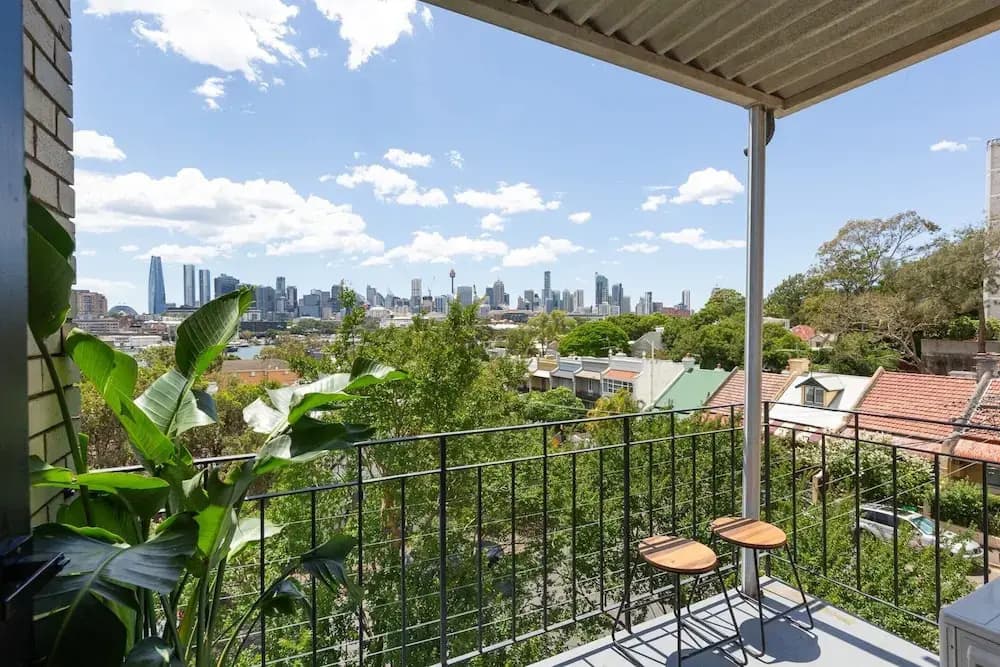 Bright 2-bed Apt With Spectacular Bridge Views - photo 10