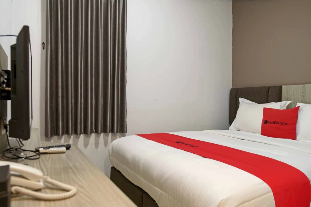RedDoorz Plus @ Kemayoran 2 - photo 7