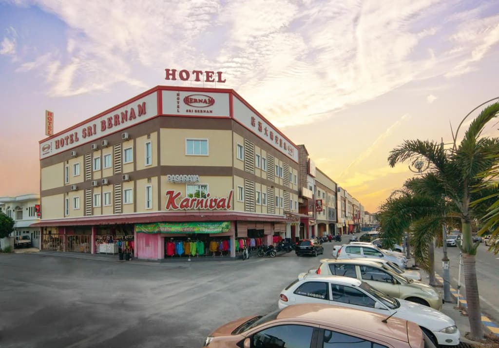 Hotel Sri Bernam - main photo