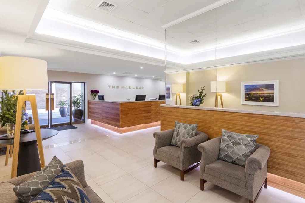 Macleay Hotel - photo 2