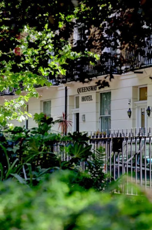 Queensway Hotel Sure Hotel Collection By Best Western - photo 16