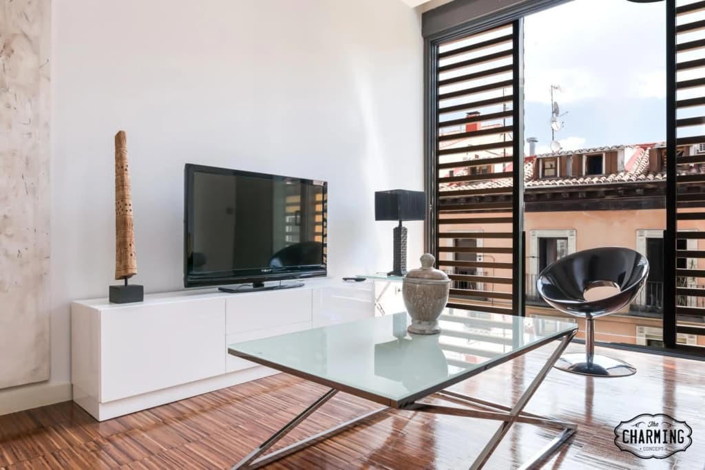 Charming Chueca Apartments - photo 2