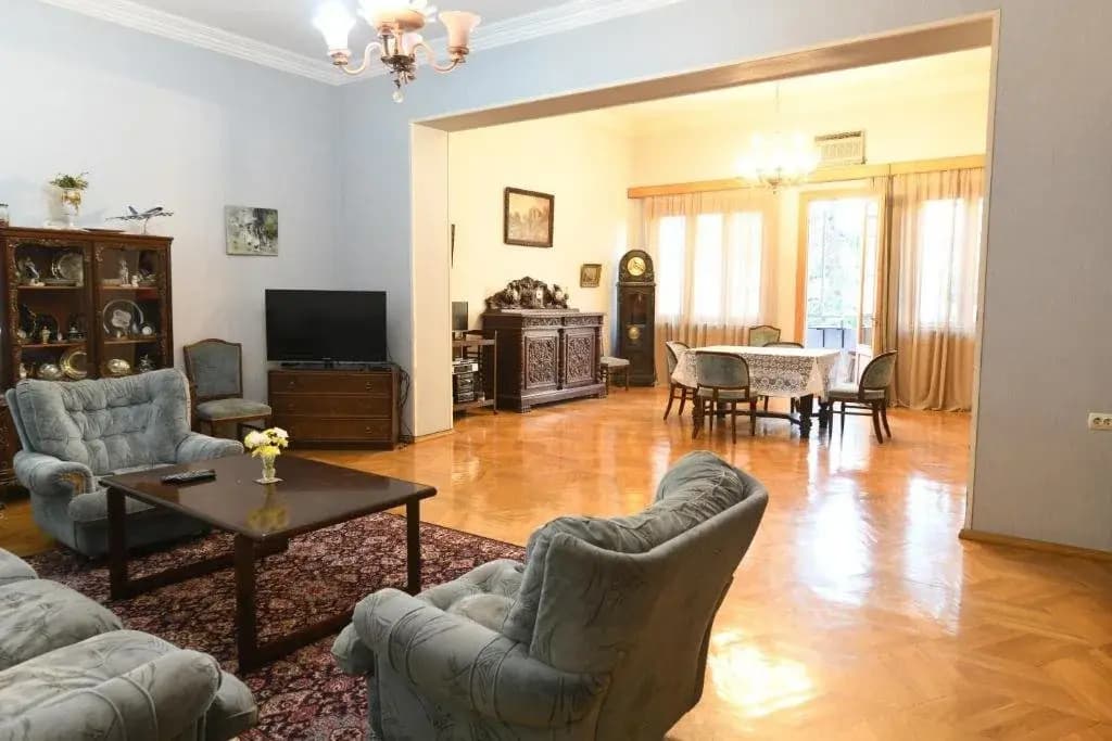The Flat - photo 4